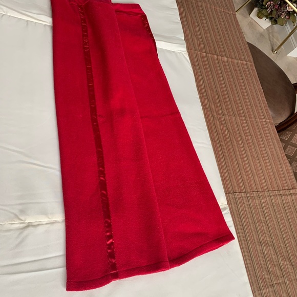 JLO by Jennifer Lopez red satin striped pjs bottom lounge pants capri Size M - Picture 10 of 12